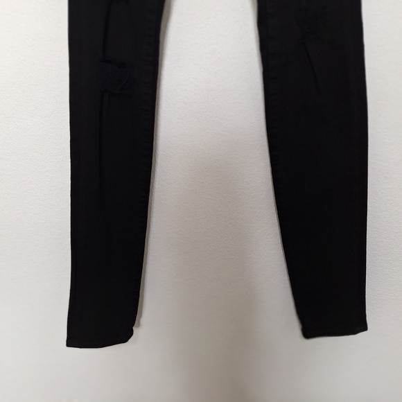 True Religion Black Low Rise Grunge Punk Y2K Distressed Skinny Jeans Size 26 - Picture 3 of 11